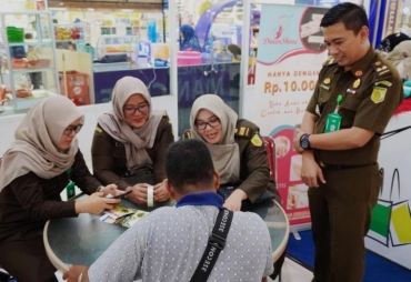 Kejati Bengkulu Buka Gerai Penyuluhan Hukum Gratis di BIM