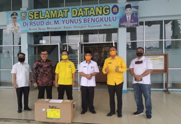 Golkar Bengkulu Salurkan Bantuan APD Secara Serentak