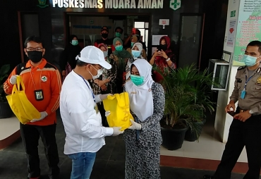Tinjau Puskesmas Muara Aman Gubernur Rohidin Semangati Tenaga Medis