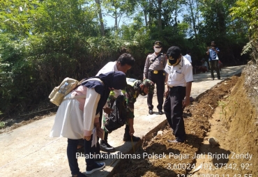 Turun ke Desa Arga Indah I Kapolsek Pagar Jati Sertifikasi Pembangunan Fisik