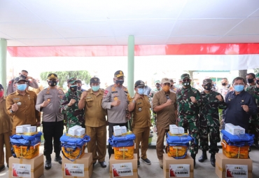 Pangdam Kapoldasu Bersama Gubernur Sumut Edy Rahmayadi saat mengunjungi Pusat Vulkanologi