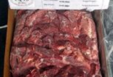 Jelang Lebaran Warga Desa Titi Merah Terima Bantuan Daging Diduga Tak layak Konsumsi