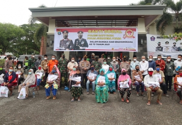 Kapolda Bersama Pangdam I BB Bakti Sosial Ke Masyarakat Batu Bara