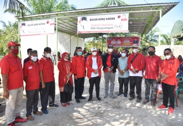 Bupati Batu Bara Tinjau Vaksinasi dan Sunat Massal