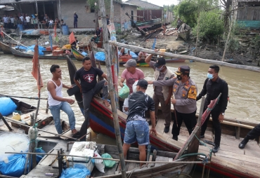 Usai Berikan Sembako Ke Nelayan Kapolres Batu Bara Santuni Keluarga Aisyah
