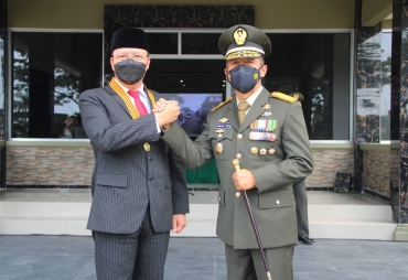 Semangat HUT ke-76 TNI Tahun 2021 Gubernur Rohidin Sampaikan Apresiasi