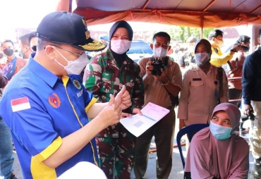 Gubernur Rohidin Ajak Masyarakat Segera Vaksin