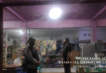 Patroli Malam Polsek Pagar Jati Imbau Disiplin Protokol Kesehatan