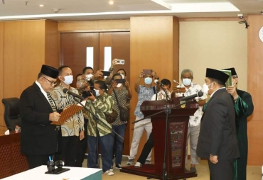 Edy Surahman Sinuraya Dilantik Jadi Anggota DPRD 