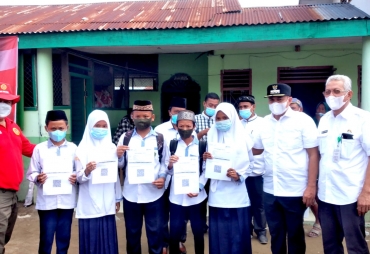 BIN Sumut Bersama Pemkab Batubara Vaksinasi Pelajar MTS Teladan Ujung Kubu