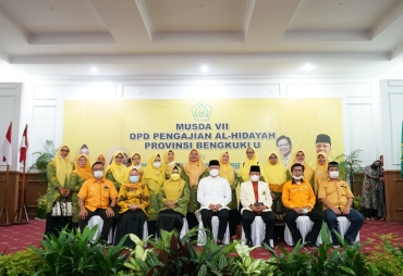 Gubernur Hadiri Musda Pengajian Al-Hidayah di Balai Raya