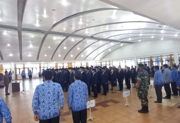 Wabup Karo Lantik dan Kukuhkan Pejabat Administrator