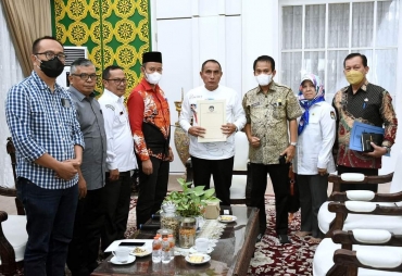 Gubernur Edy Rahmayadi saat menerima audiensi Komisi Pemilihan Umum Daerah (KPUD) Sumut