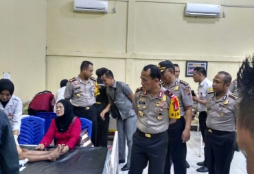 Kapolda Bengkulu Brigjen Pol Coki Manurung memantau Kegiatan Sunatan Masal 