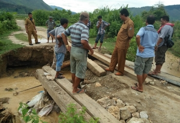 Tampak