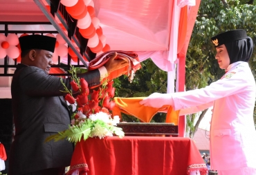 Plh Bupati Kampar Pimpin Langsung Detik-Proklamasi Hut RI ke-74