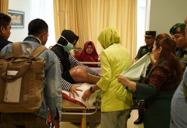 Dandim 0313/KPR Fasilitasi Keberangkatan Penderita Tumor Ganas