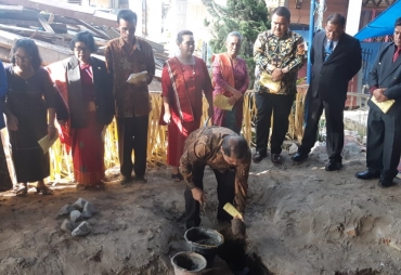 Jemaat Gereja GBKP Runggun Tigapanah Syukuri Pembangunan Rumah Ibadah