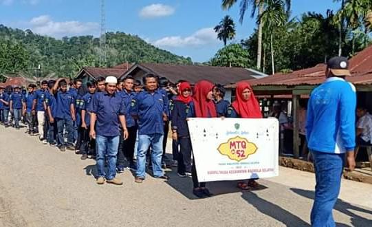 Ribuan Masyarakat Tapsel Antusias Ikuti Pawai Taaruf