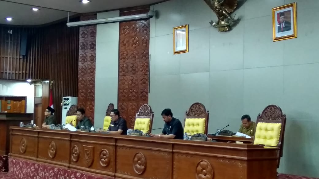 Pembahasan Raperda Retribusi Jasa Usaha Masuki Babak Baru