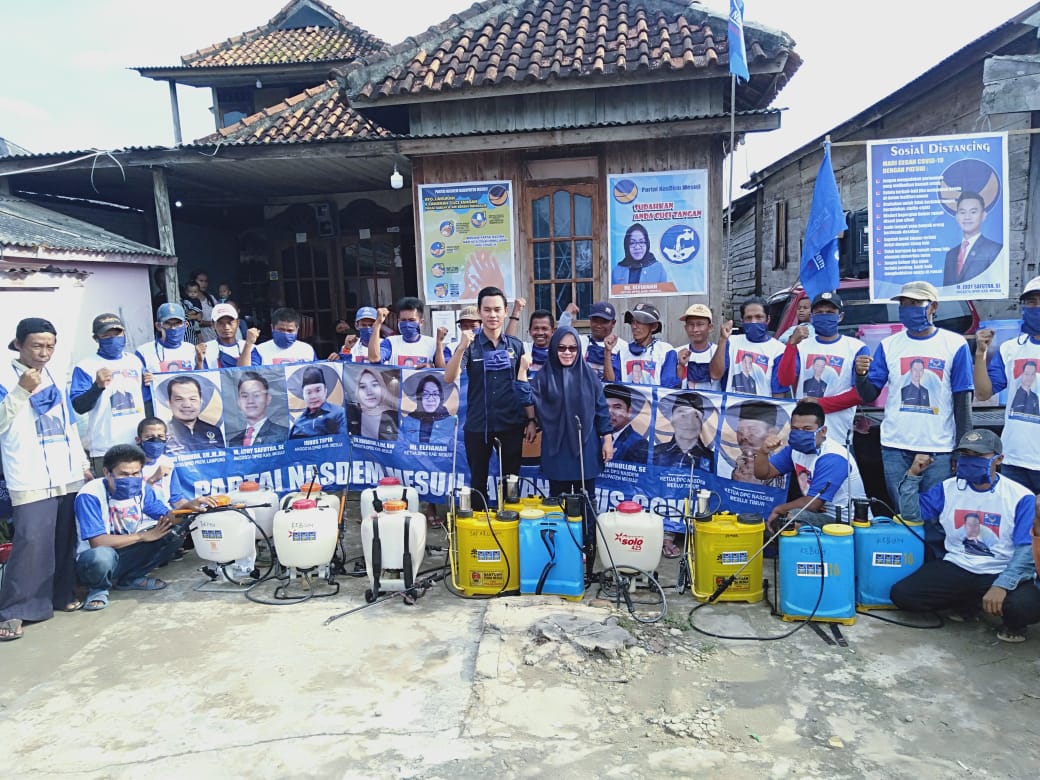 Dewan Mesuji Gelar Penyemprotan Disinfektan
