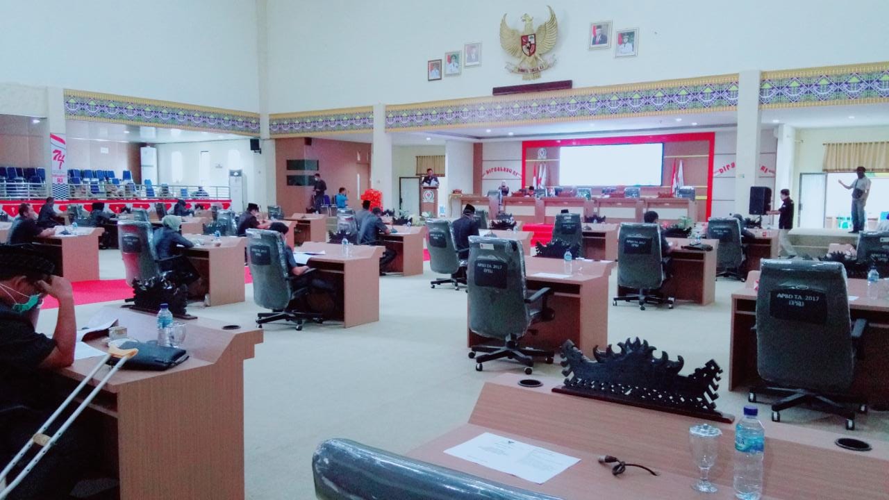 Paripurna DPRD Mesuji Hadirin Dicek Suhu Tubuh