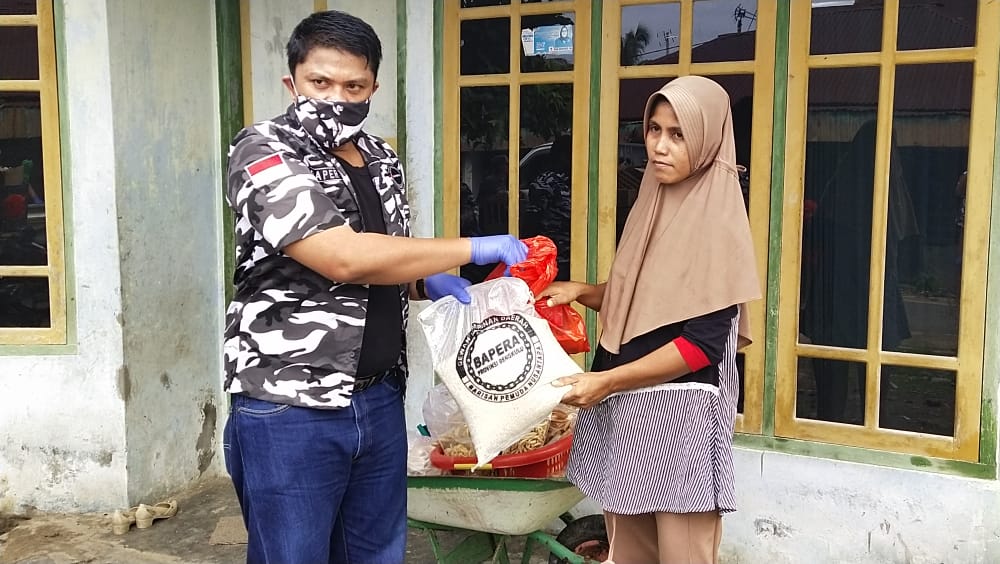 Gelar Bakti Sosial Bapera Bantu Masyarakat dan Panti Asuhan