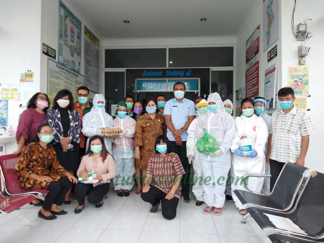 Wabup Karo Kembali Salurkan Bantuan ke Puskesmas
