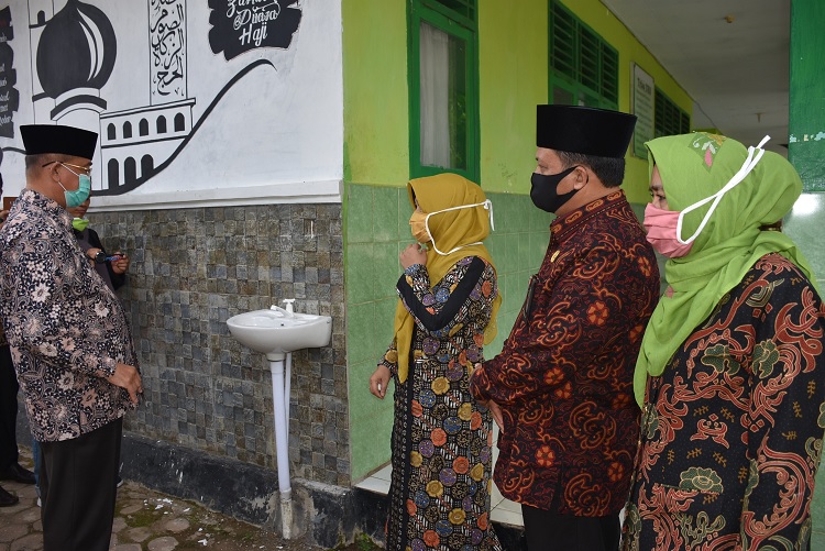 PPDB Kakanwil Kemenag Kunjungi Madrasah di Kota Bengkulu