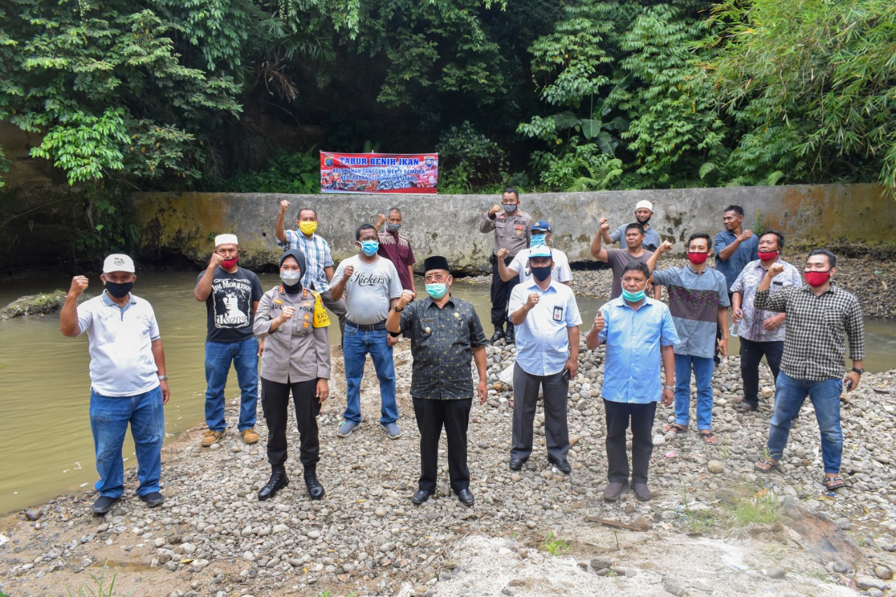 Pemkot Padangsidimpuan Lakukan Penaburan 5000 Benih Ikan