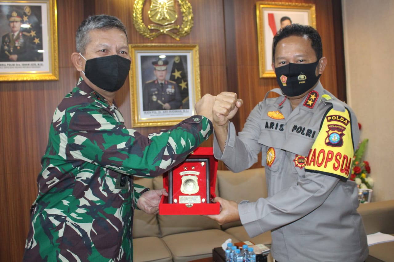 Pangdam I/BB Kunjungan Kerja ke Polda Kepri