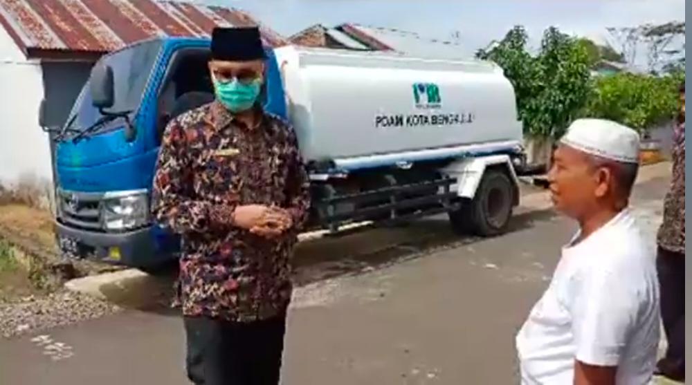 Direktur PDAM Respon Keluhan Warga Perumahan Pabitei