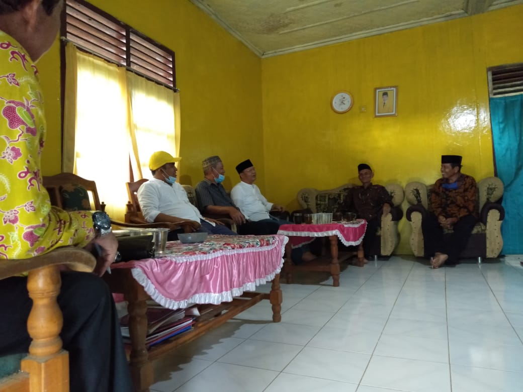 Silaturrahmi ke Wonoharjo Terobosan Gubernur Rohidin Diapresiasi Mbah Bengah