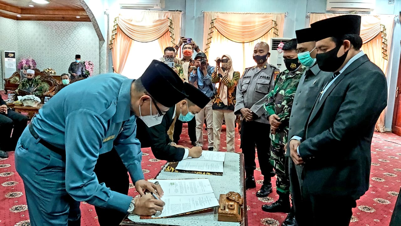 PDAM Kota Bengkulu Teken MOU Dengan BPRS Fadhilah