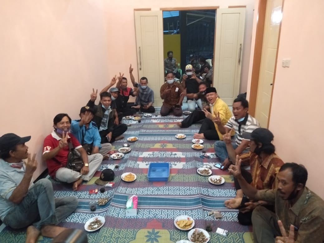 Dukung 2R, Masyarakat Air Sebayur : Kami Tidak Bisa Lupakan Jasa Rohidin Perjuangkan Tanah Kami