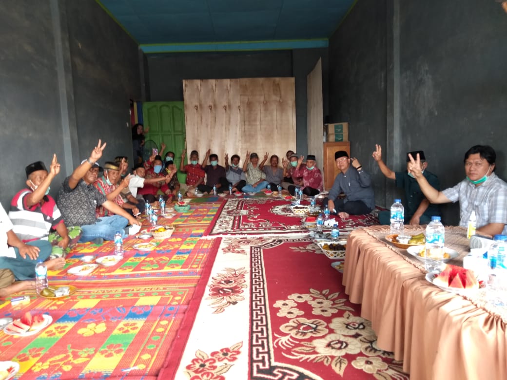 Nyatakan Dukung 2R Masyarkaat Air Putih : Kami Sukai Orang Sederhana dan Tidak Jumawa Seperti Rohidin