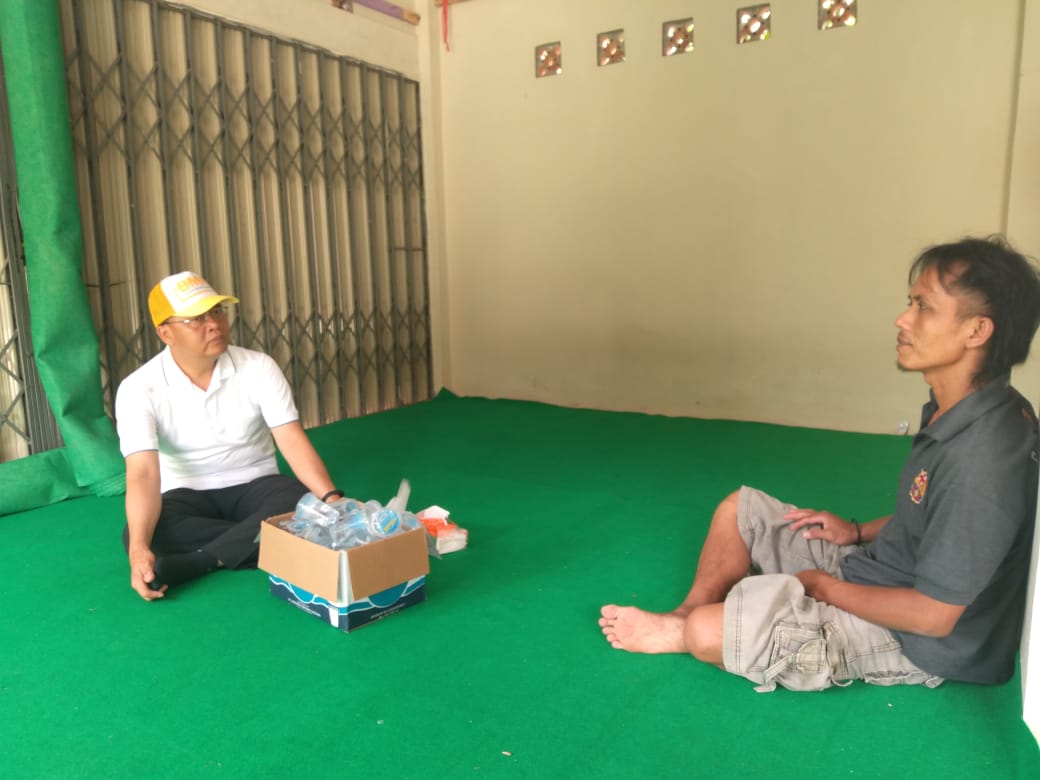 Rohidin Silaturrahmi ke Rumah Tokoh Pemuda Sumber Makmur