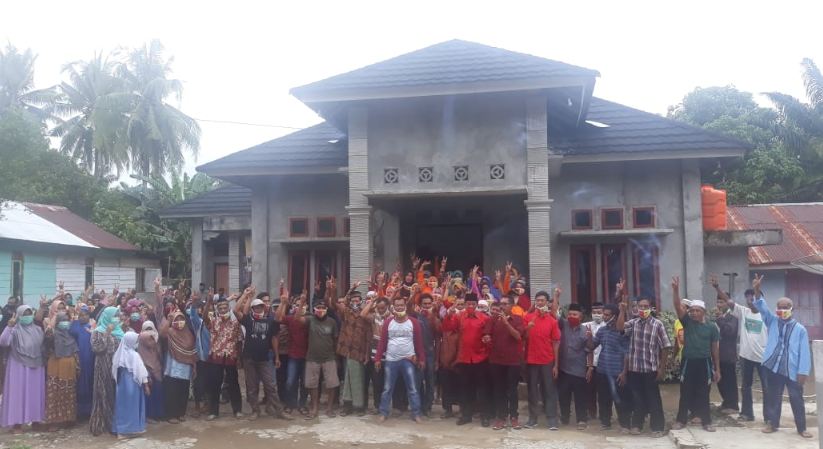Sukai Cara Rosjonsyah Kembangkan Pertanian Masyarakat Rawa Mulya Tetapkan Hati Coblos Nomor Dua