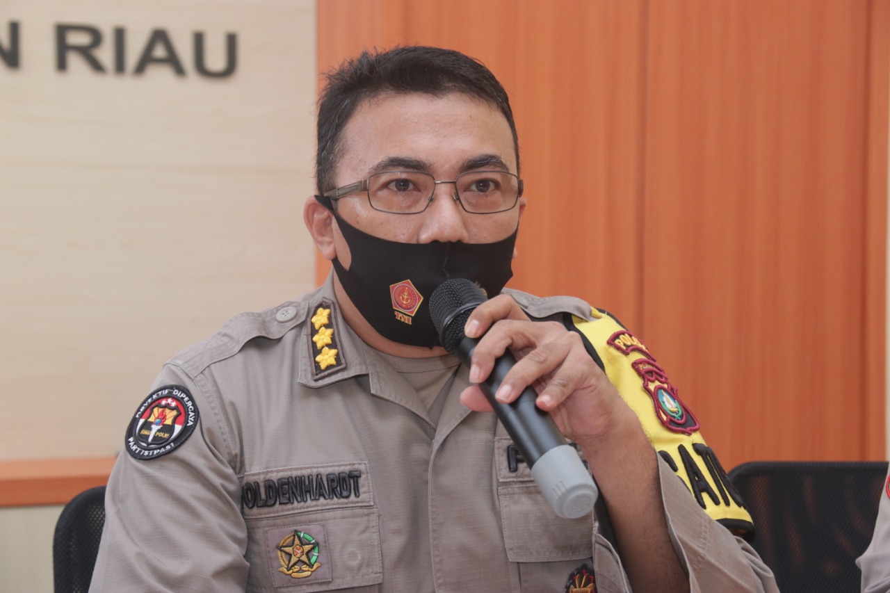 4 Personil Jajaran Polda Kepri Dimutasi