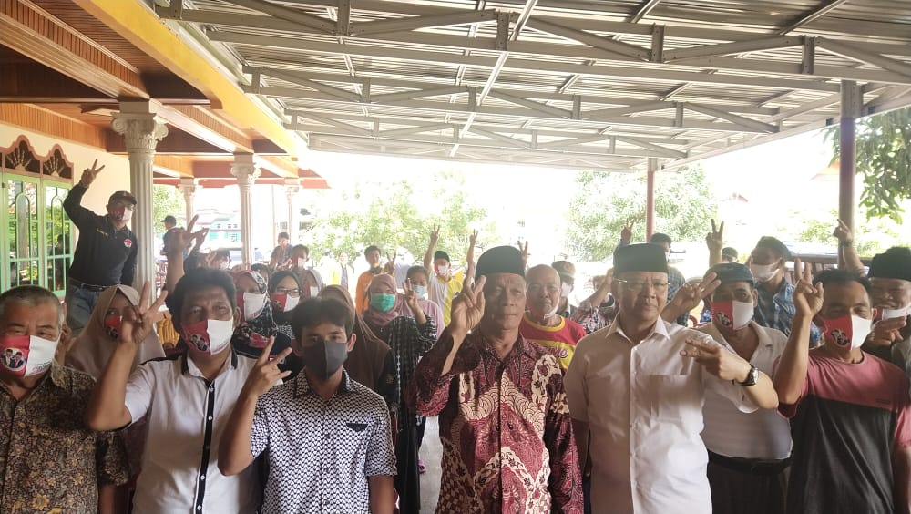 Masyarakat Ratu Agung Titipkan Harapan Besar Kepada Rohidin-Rosjonsyah