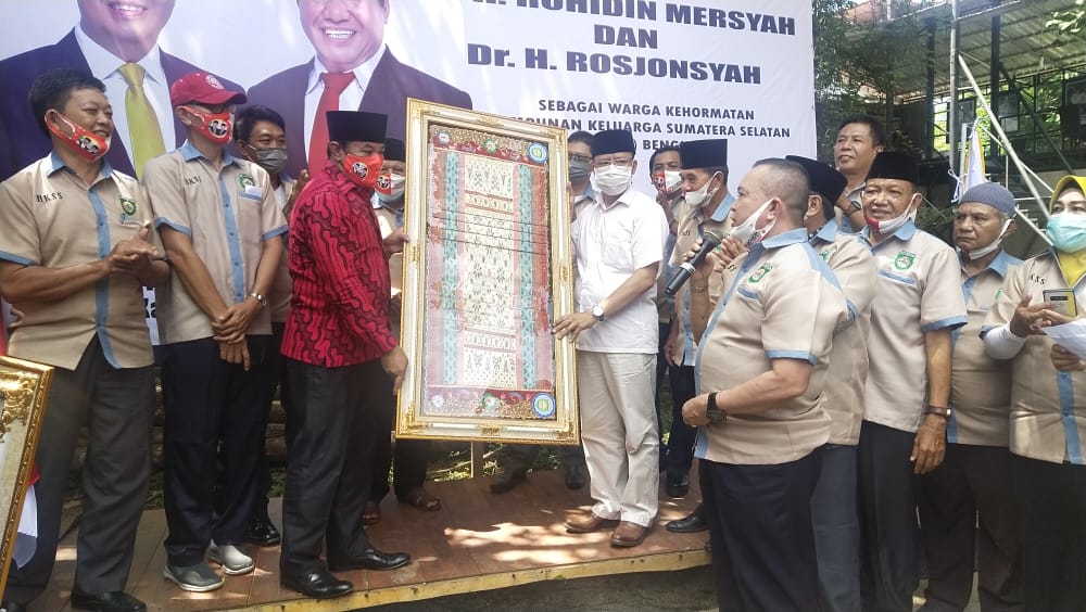 Kobarkan Semangat Lanjutkan HKSS Terkesan dengan Cara Rohidin Mengayomi Perbedaan