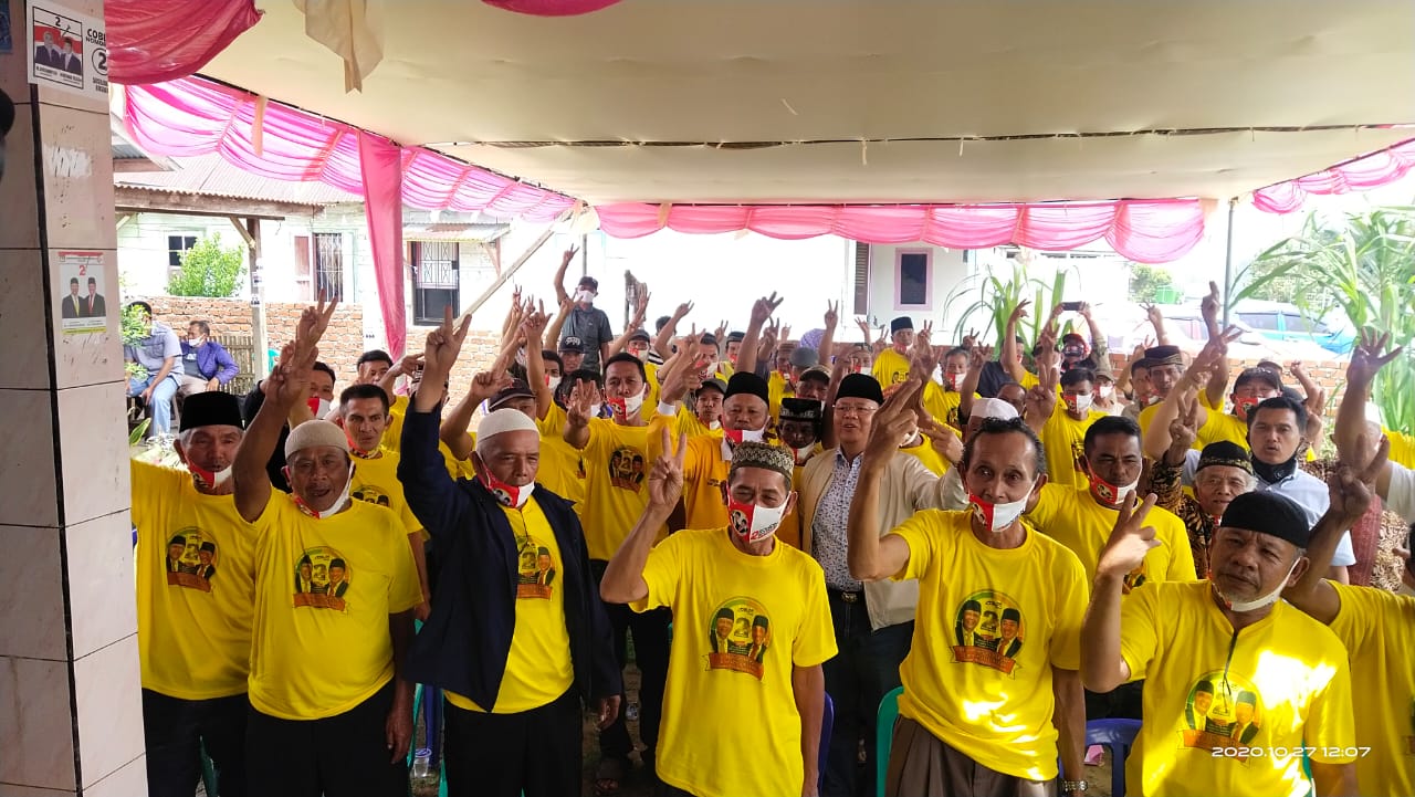 Cerita Bahagia Masyarakat Sindang Kelingi : Selama Ini Kami Hanya Melihat Kerja Nyata dan Merindukan Kedatangan Pak Rohidin