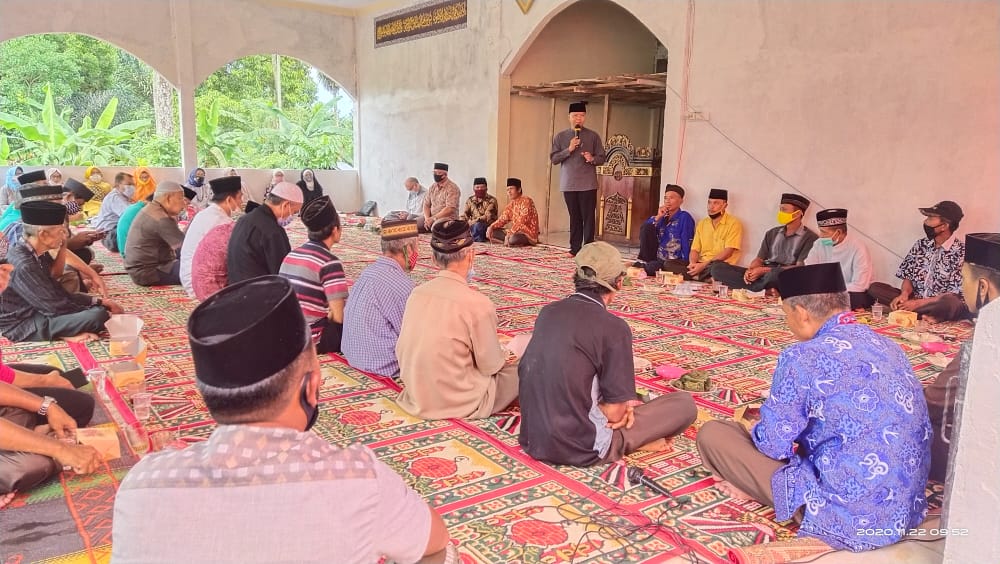 Rohidin Resmikan Dua Masjid Binaan Hikma di Seginim dan Kayu Kunyit
