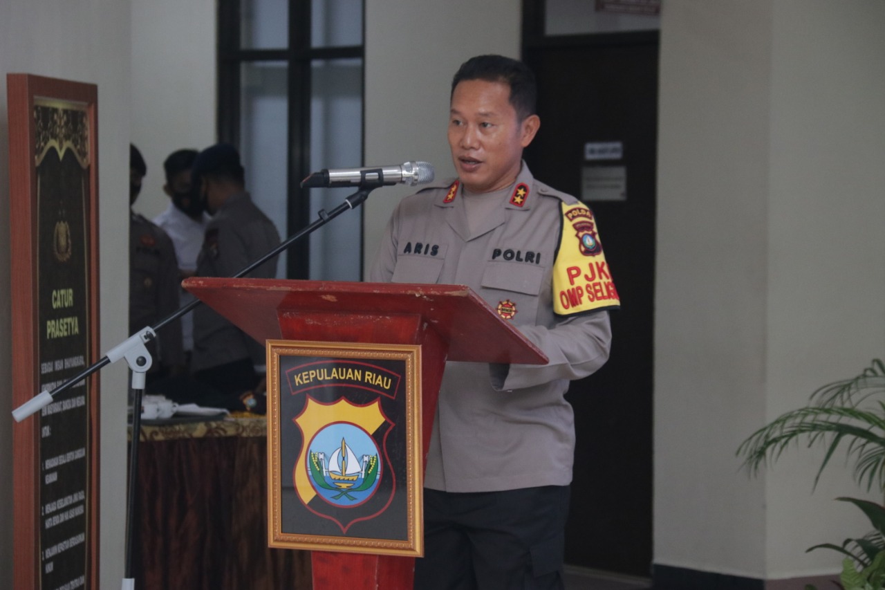 Kapolda Hadiri Wisuda Purnawira Bhakti Polda Kepri