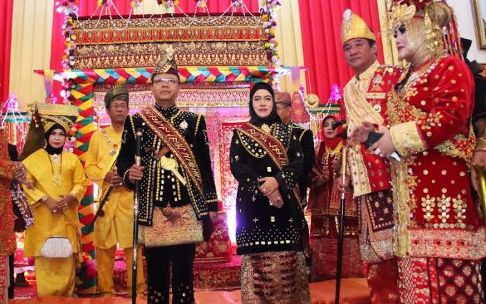 Berdayakan Kegiatan Kebudayaan Rohidin Mampu Rangkul Keberagaman Etnis Hingga Gerakan Ekonomi