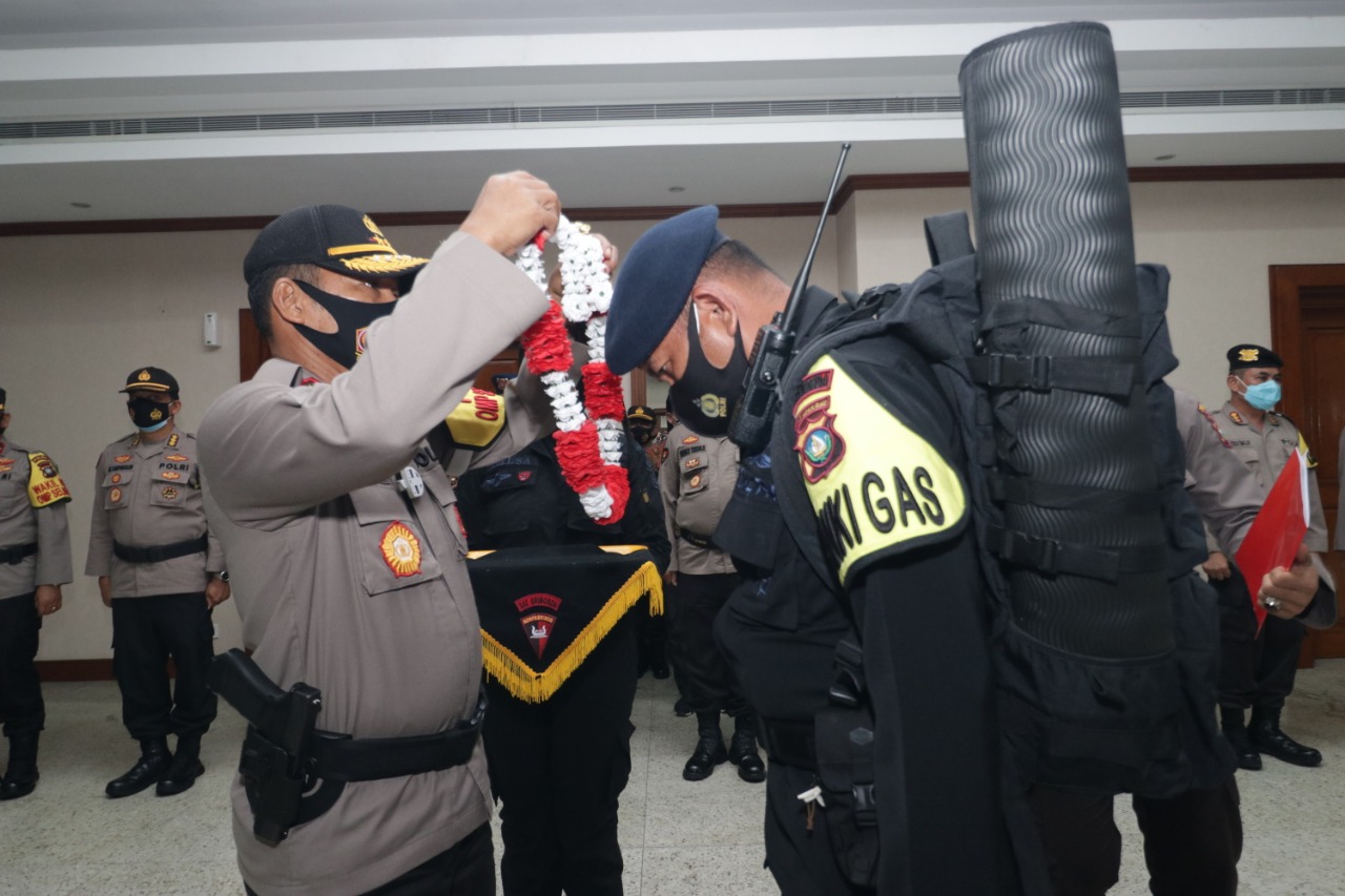 Kembali dari Penugasan Kapolda Kepri Sambut Personil Sat Brimob