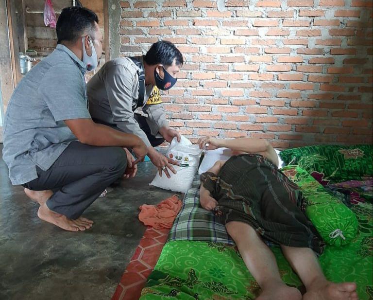 Polres Padang Lawas Salurkan Bantuan untuk Lansia