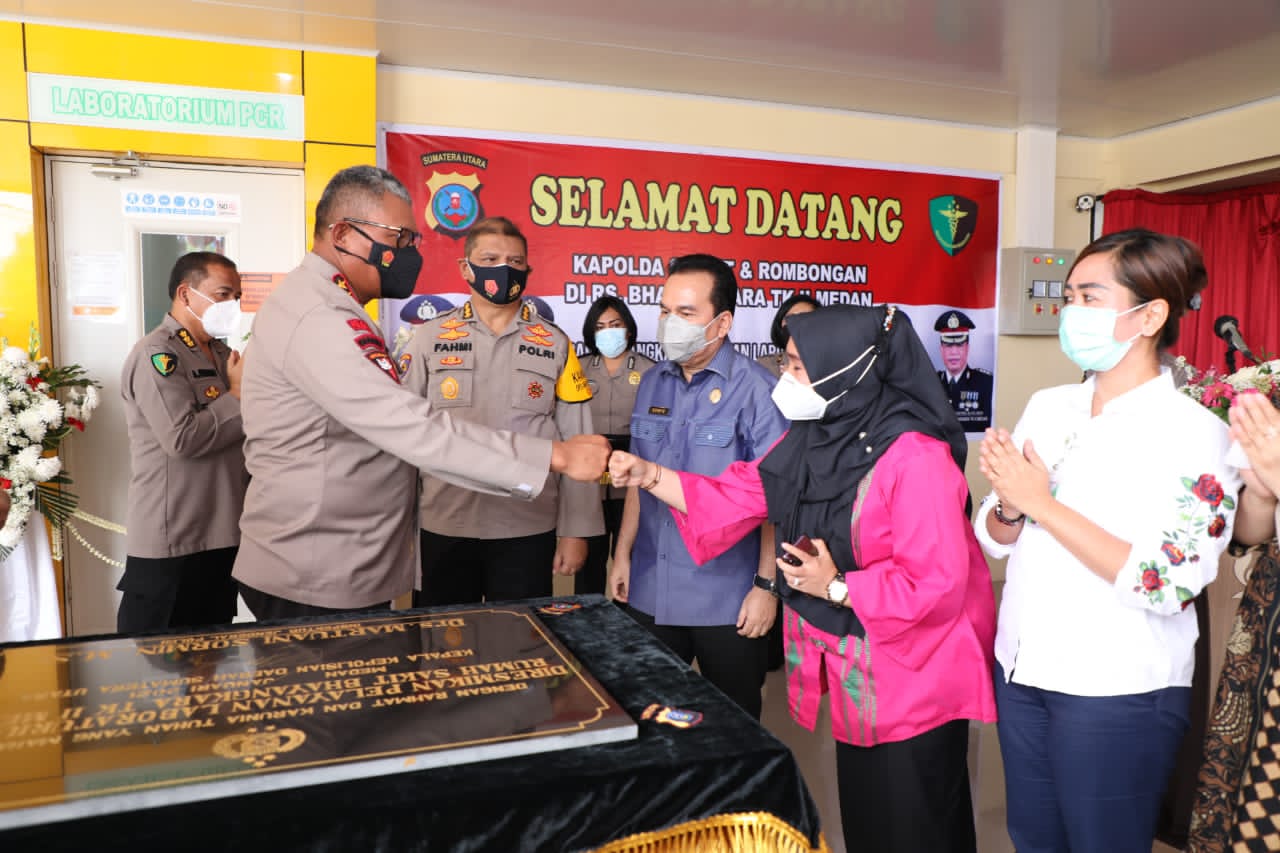Kapolda Sumut Resmikan Laboratorium PCR RS Bhayangkara TK II Medan