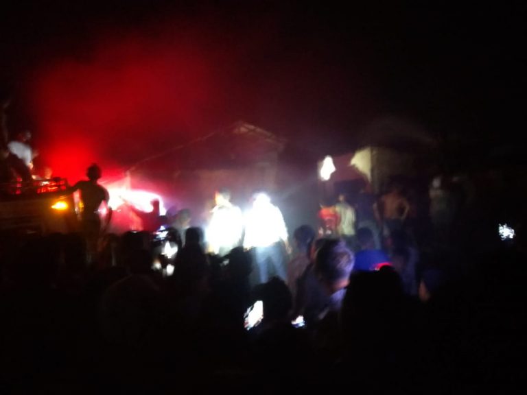 Dua Rumah di Desa Bogak Hangus Dilalap Si Jago Merah