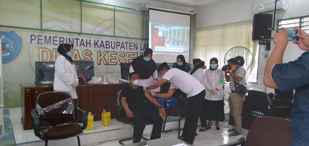 Dinkes Labuhanbatu Distribusikan Vaksin Tahap Dua